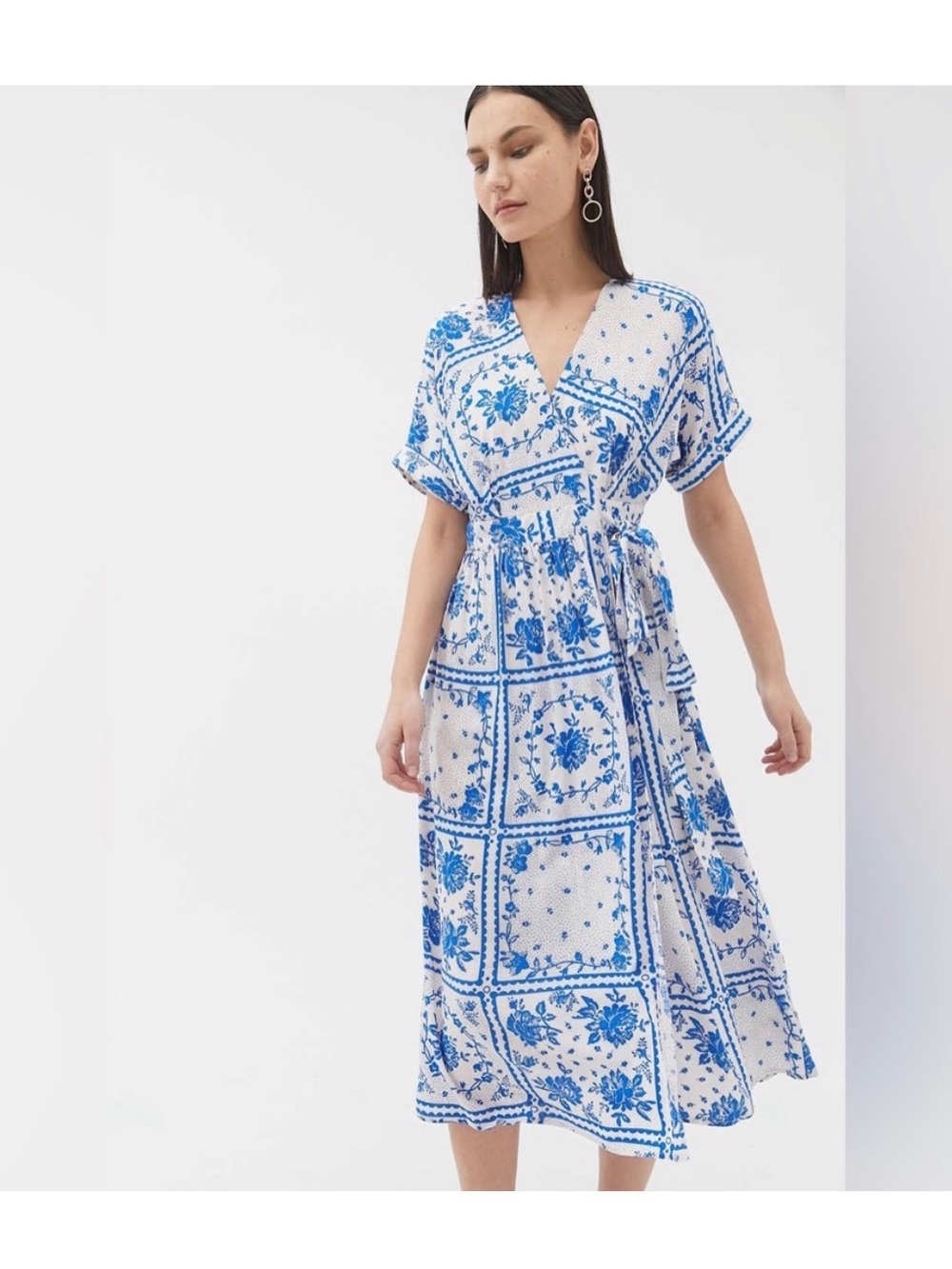 Urban Outfitters Blue and White Floral Wrap Midi Dress